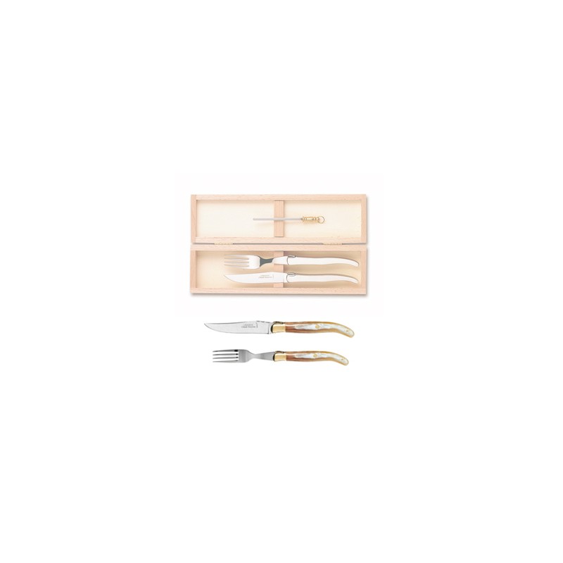 Wood box of 1 Laguiole knife + 1 fork brass bolster + 1 small sharpener Wood box of 1 Laguiole knife + 1 fork brass bolster + 1 small sharpener