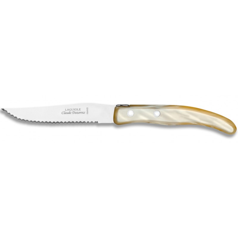 Couteau à steak Berlingot manche nacrine par Claude Dozorme Couteau à steak Berlingot manche nacrine par Claude Dozorme