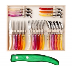 Coffret hêtre berlingot ménagère 24P manche nacrine unie