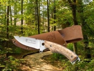 Which knife should you choose for hiking ?